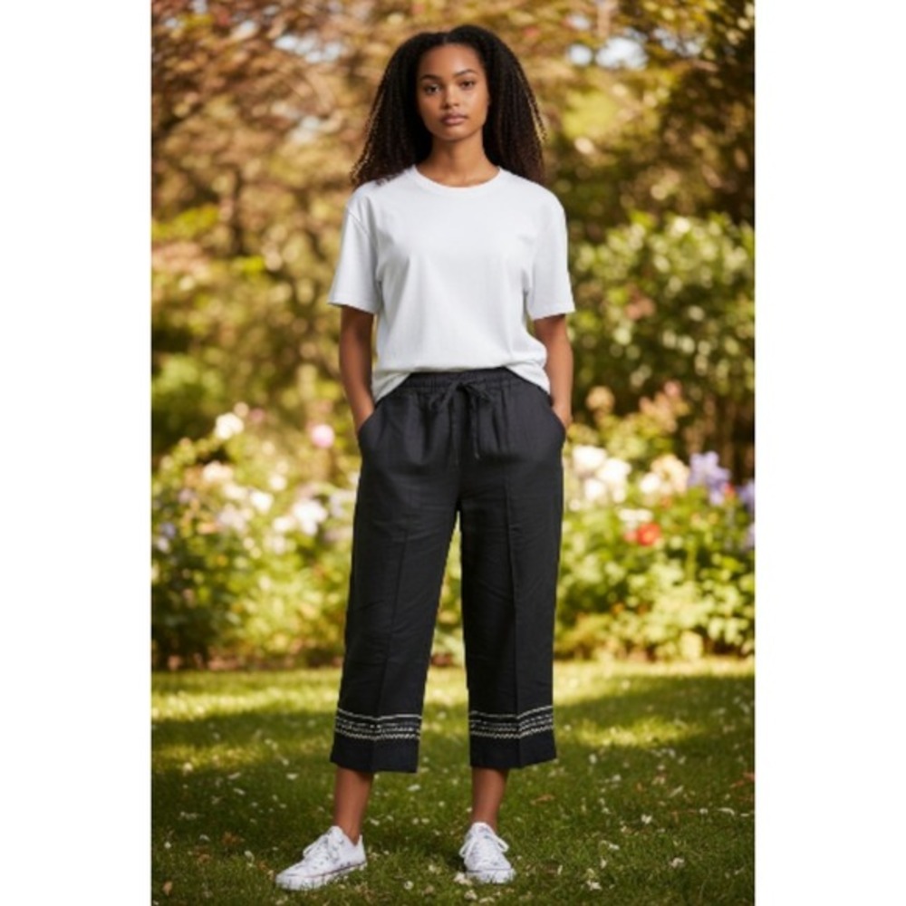 Vintage Line Two Black W/Gold Print African Womens Capri Pullon Pants Size Small